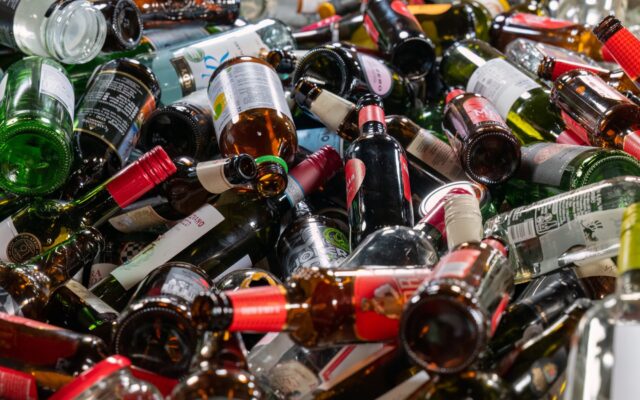 Glass bottles Recycling - Brown Recycling